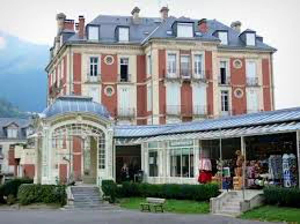 Appartement Charmant A Cauterets 27 M² Vue Sur La Ville Esterno foto